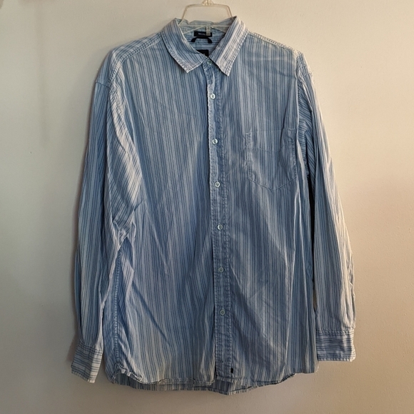 𝅺GAP Relaxed Fit Men's Button Up Striped Cotton Long Sleeve Shirt Large - Picture 1 of 6